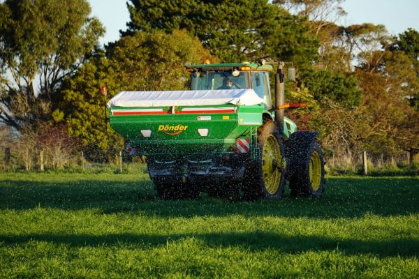 CGSA 4000 Fertiliser Spreader image