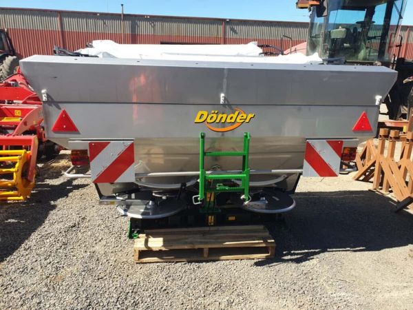 CGSA 2500SS Fertiliser Spreader Stainless Steel image