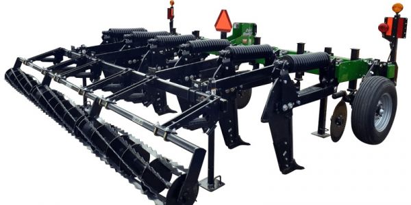 Unverferth Zone-Builder Deep Ripper Model 122 6‑Shank Plus Roller image