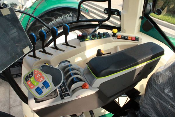 NEW ALFA 220HP Tractor image