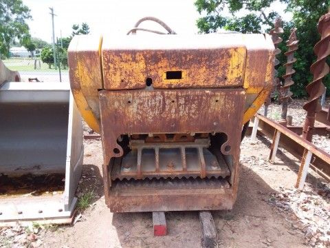 2013 HARTL CRUSHER ATTACHMENT | HBC 950 image