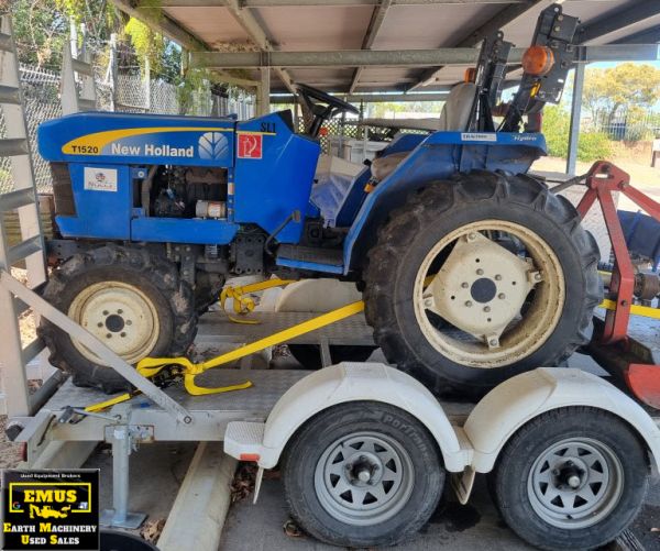 2009 New Holland T1520 Tractor, Trailer, Slasher, E.M.U.S MS1033 image