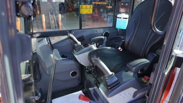 TRIDENT 3.8T A/C CABIN EXCAVATOR, 4 X SIZES BUCKETS, THUMB GRAB, RIPPER AND HYDRAULIC QUICK HITCH image