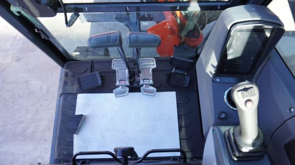 TRIDENT 3.8T A/C CABIN EXCAVATOR, 4 X SIZES BUCKETS, THUMB GRAB, RIPPER AND HYDRAULIC QUICK HITCH image