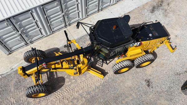 2020 CATERPILLAR 120 image