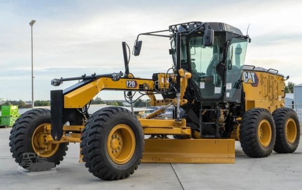 2020 CATERPILLAR 120 image