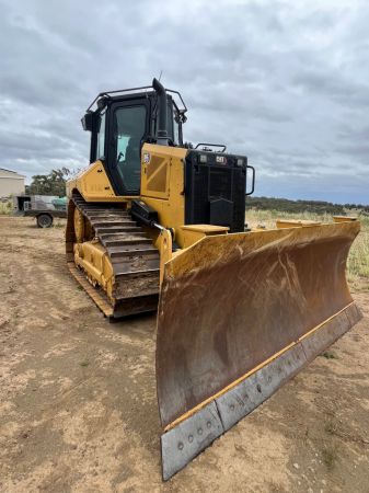 Next Gen D5 Cat Dozer image