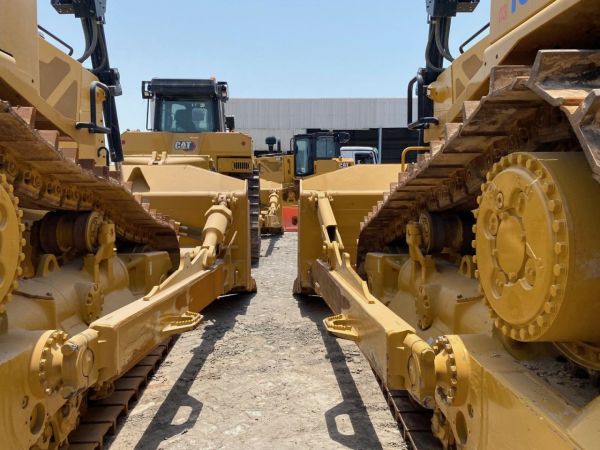 Caterpillar D8 2023/24 Dozers image