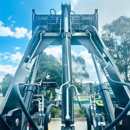 103HP EWL200-2 Wheel Loader image