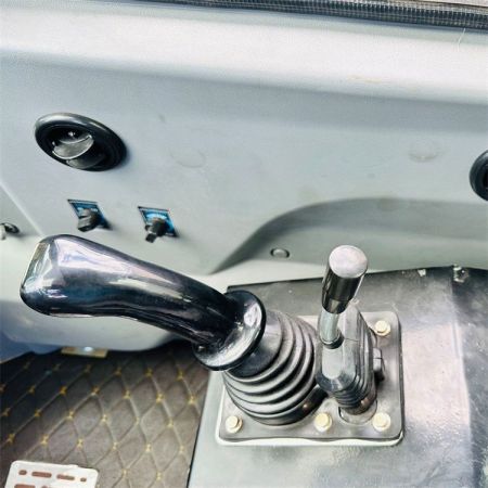 103HP EWL200-2 Wheel Loader image