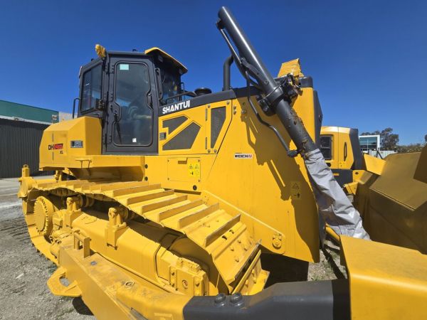 DH24-B3XL 251hp Rated Power 23.8T operation weight Bulldozer image