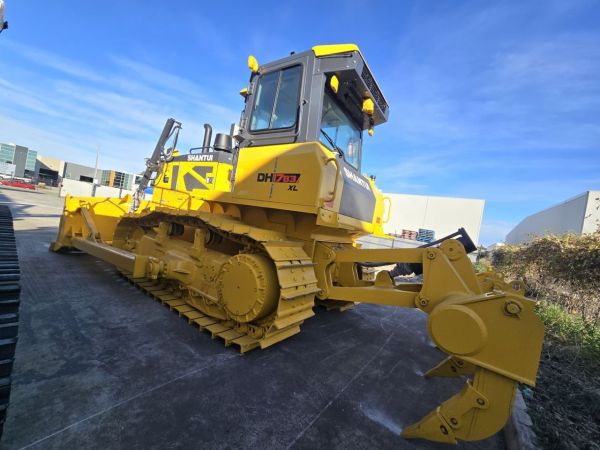 DH17-B3XL 188hp Rated Power 17.7T operation weight Bulldozer image