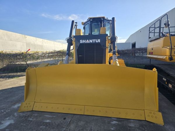 DH17-B3XL 188hp Rated Power 17.7T operation weight Bulldozer image