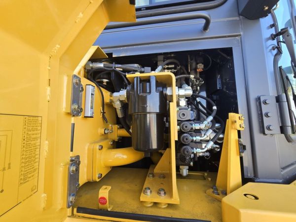 DH17-B3XL 188hp Rated Power 17.7T operation weight Bulldozer image