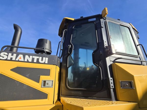 DH17-B3XL 188hp Rated Power 17.7T operation weight Bulldozer image