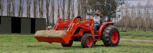 MX5200 utility tractor image