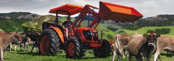 M7040 SUHD utility tractor image