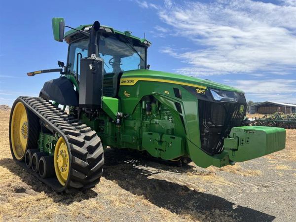 John Deere 8RT410 image
