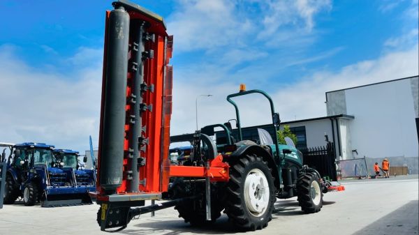 TRIDENT VERGE MOWER 180CM HEAVY-DUTY HYDRAULIC TILT & OFFSET SYSTEM image