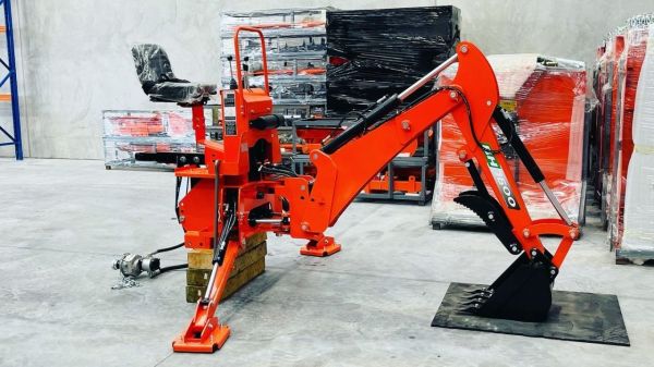 TRIDENT BACKHOE image