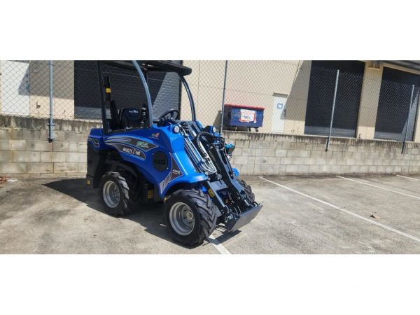 Multione EZ5 full electric lithium Ion battery powered mini loader image