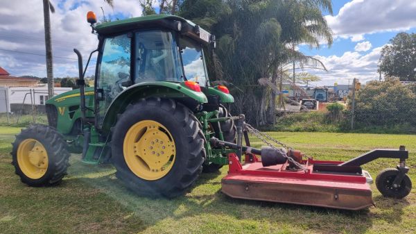 2019 John Deere 5095M Tractor image