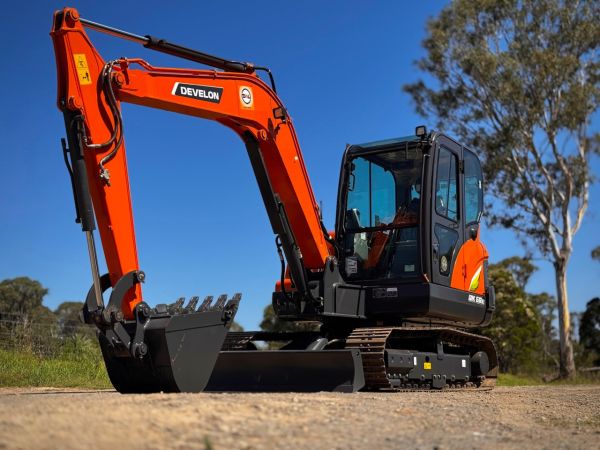 Develon DX27Z Tracked-Excav -7 image