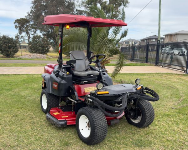 2020 Toro Groundmaster 360 Standard Ride On image