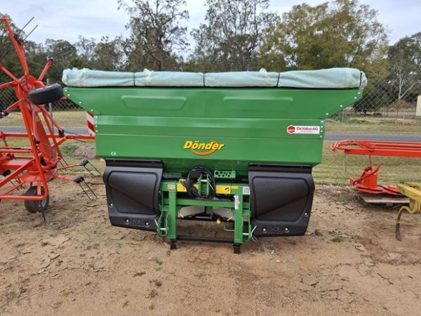 DONDER CGSA 3000 FERTILISER SPREADER image