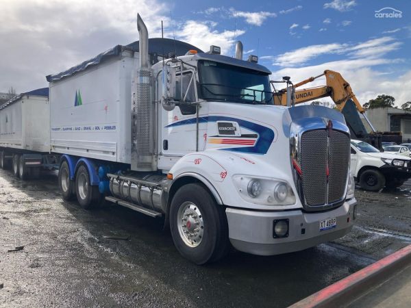 2016 Kenworth T409 Tipper and Quad Dog Combination image