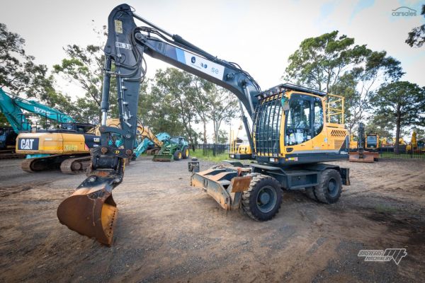 2020 Hyundai R140W-9 image