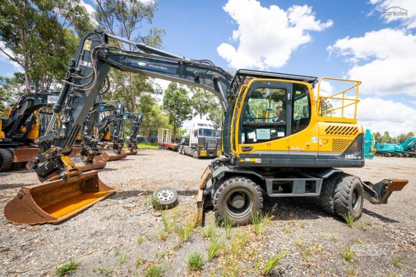 2020 Hyundai R140W-9 image