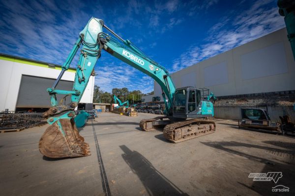 2018 Kobelco SK260LC-10 image