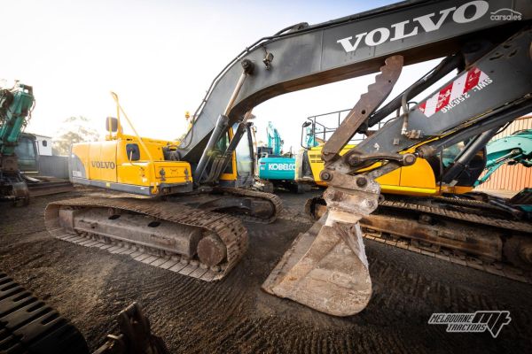 2011 Volvo EC210 image