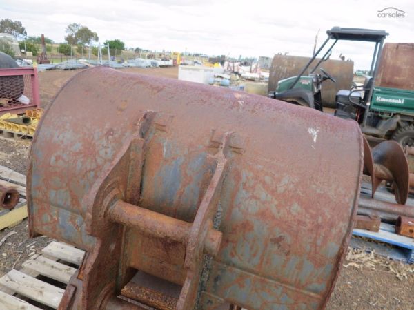 Kobelco 900 GP image