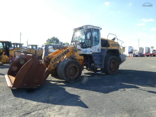 2016 LIEBHERR  556 image