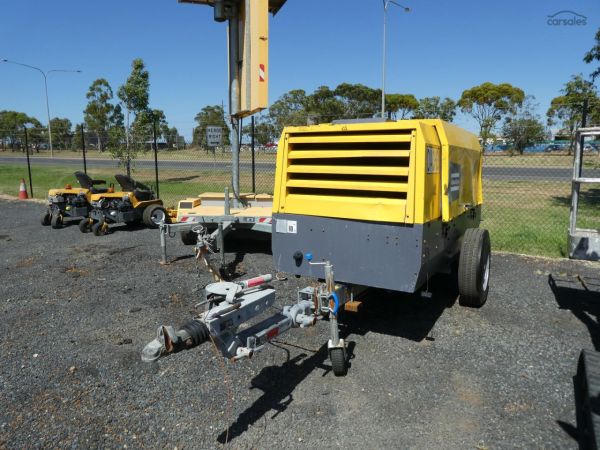 2019 ATLAS COPCO  XATS288 TRAILER MOUNTED image