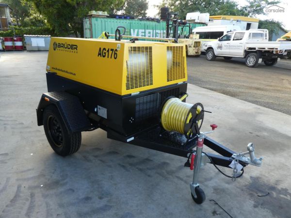 2024 BRUDER AG176 TRAILER MOUNTED image