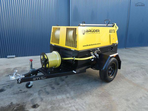 2024 BRUDER AG176 TRAILER MOUNTED image
