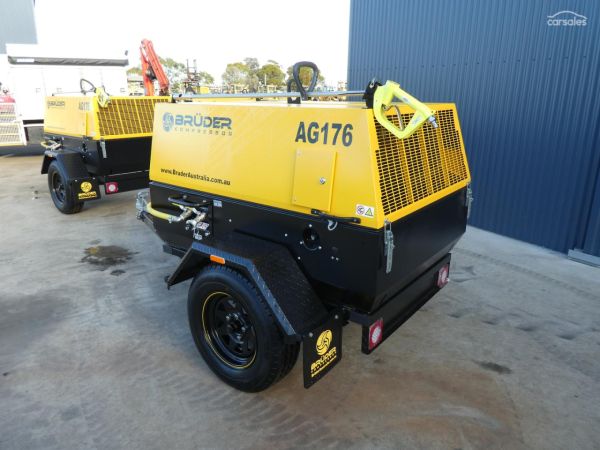 2024 BRUDER AG176 TRAILER MOUNTED image