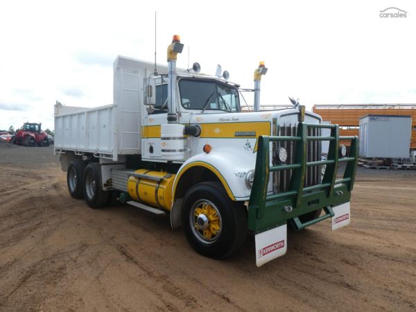 1980 KENWORTH W924 image