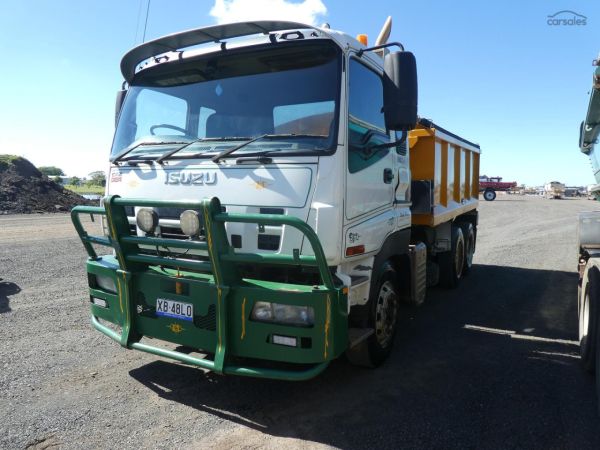 2010 ISUZU CXZ GIGA image