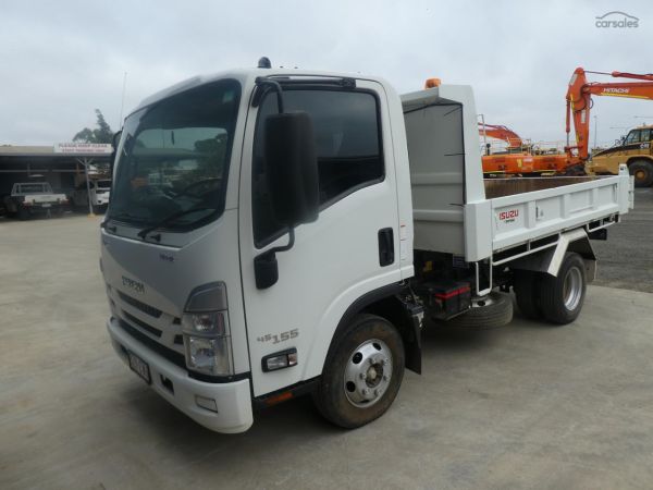 2021 ISUZU  NPR 4X2 image