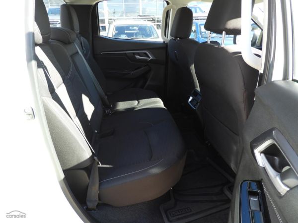 2023 Isuzu D-MAX LS-U Auto 4x4 MY23 image