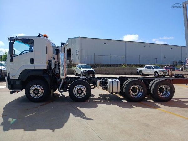 2025 Isuzu FYJ 300-350 AGI SPEC image