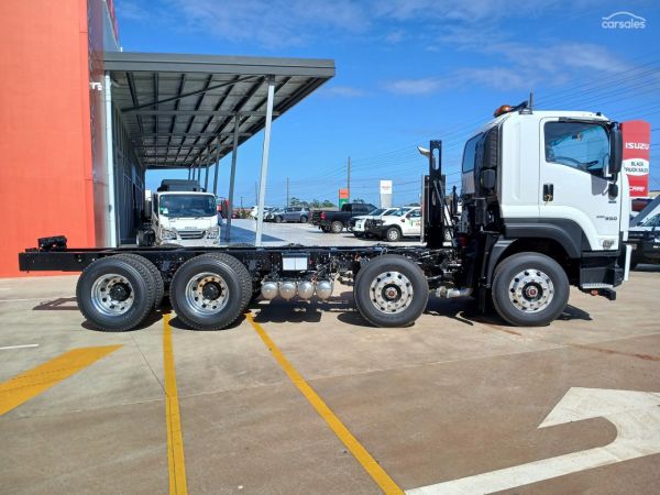 2025 Isuzu FYJ 300-350 AGI SPEC image