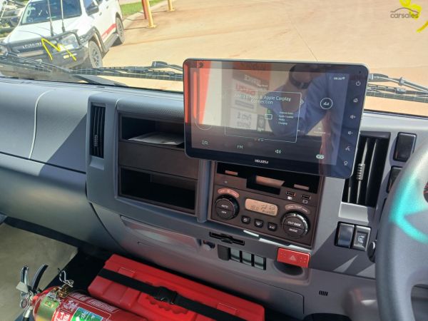 2025 Isuzu FYJ 300-350 AGI SPEC image