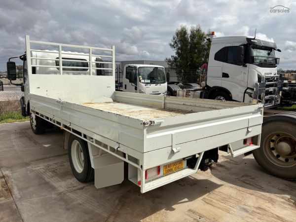 2021 Isuzu NQR 87-190 AMT image