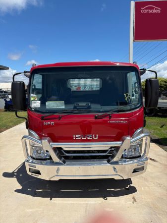 2025 Isuzu N Series NPR 45/55-155 Tradepack image