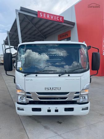 2025 Isuzu Npr 45 155 Servicepack-X image